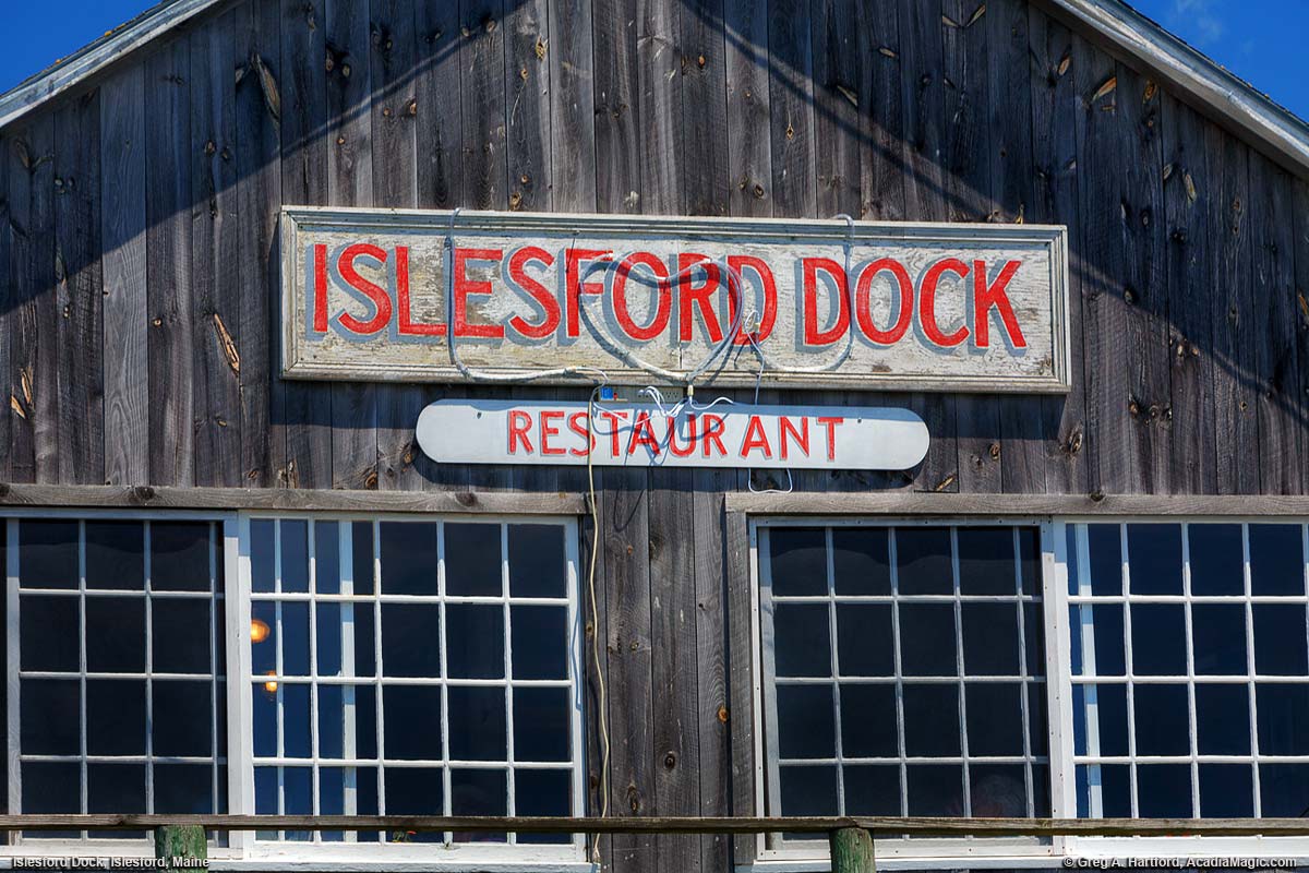 Islesford Dock Restaurant sign and front