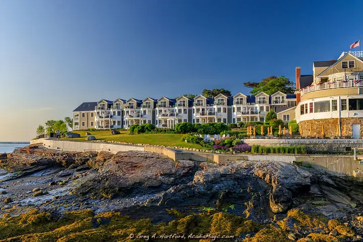 The Shore Path in front of the Bar Harbor Inn