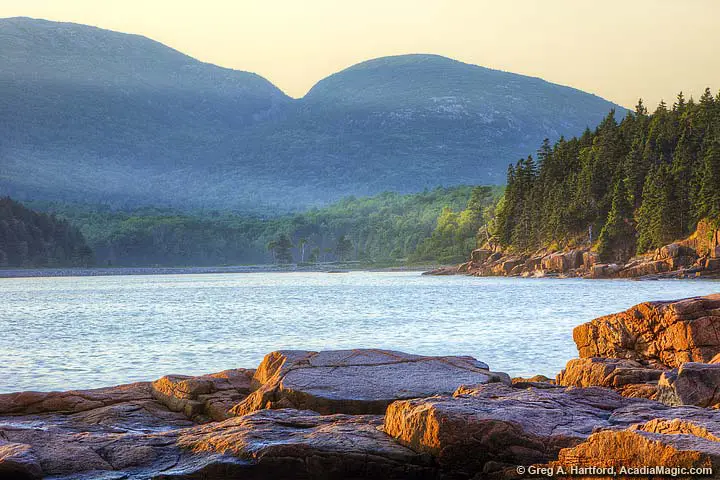 Otter Point & Cove next to the Park Loop Road in Acadia